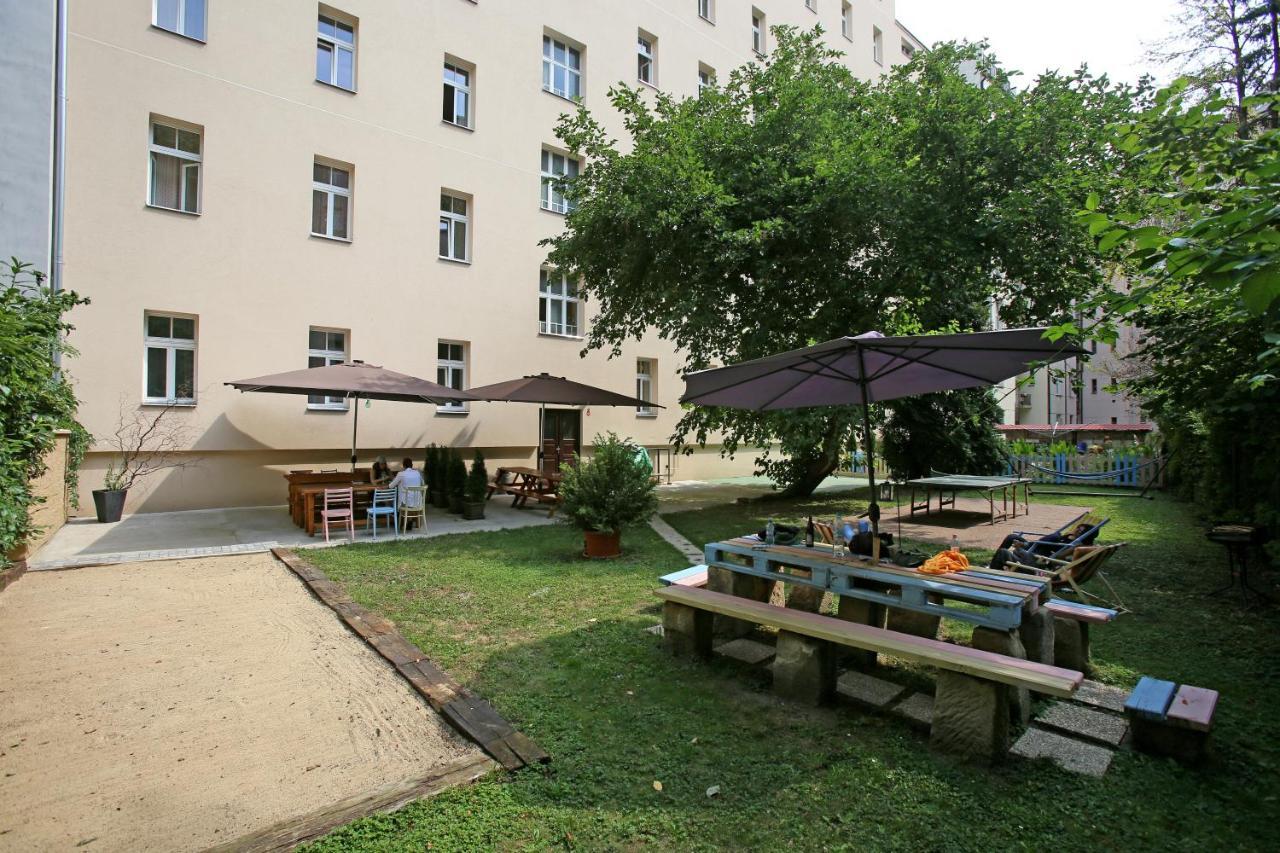 Hostel Dakura Praga Exterior foto
